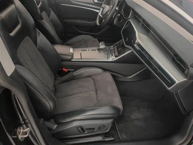Audi A7L — Фото автомобиля 14