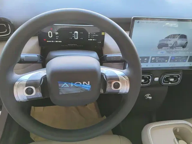 GAC Aion UT — Фото автомобиля 13