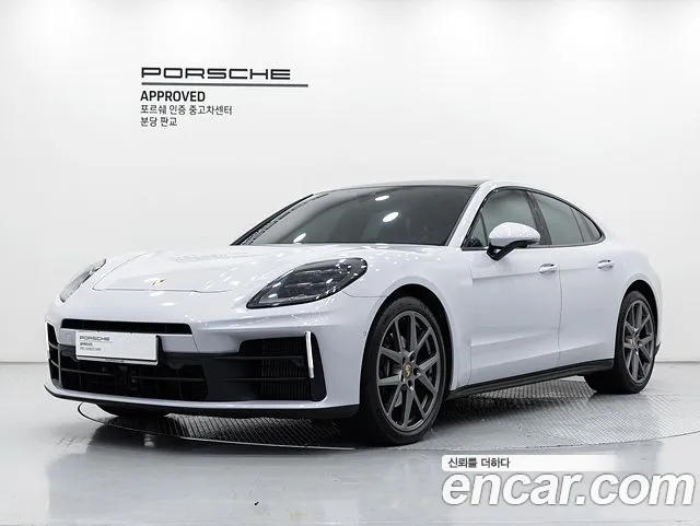 Фотография автомобиля — Porsche Panamera 976