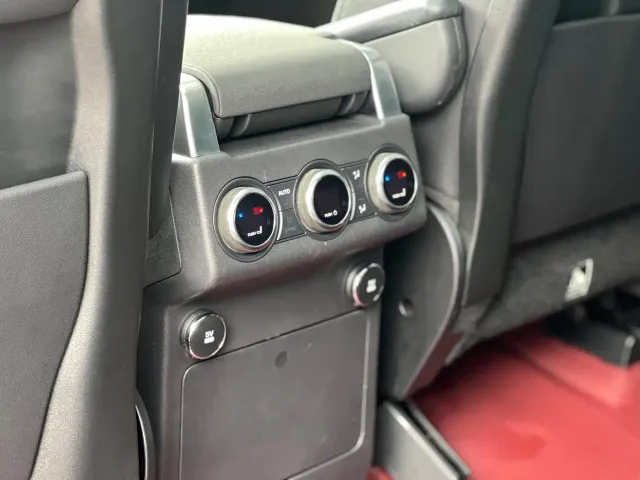 Land Rover Discovery — Фото автомобиля 11