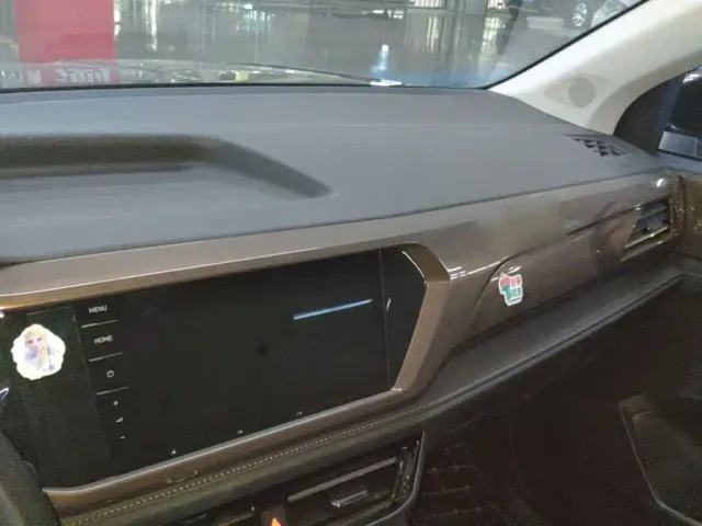 Volkswagen Tharu — Фото автомобиля 9