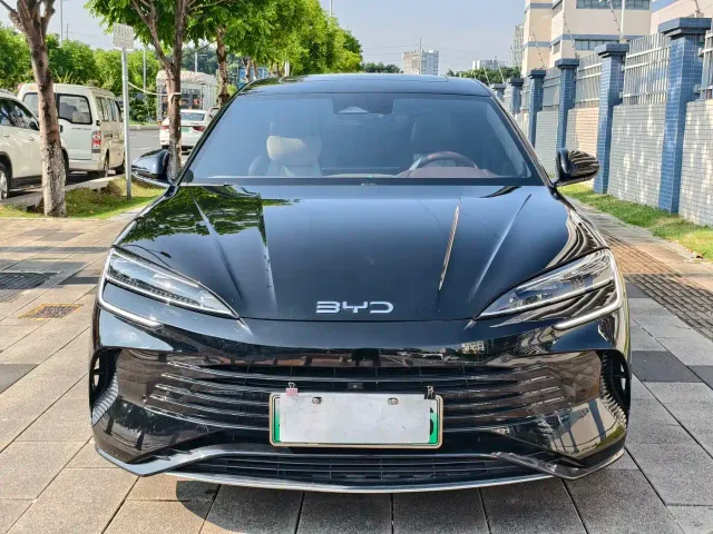 BYD Seal 07 DM-i — Фото автомобиля 2