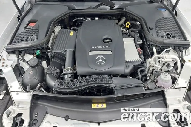 Mercedes-Benz E-Class — Фото автомобиля 6