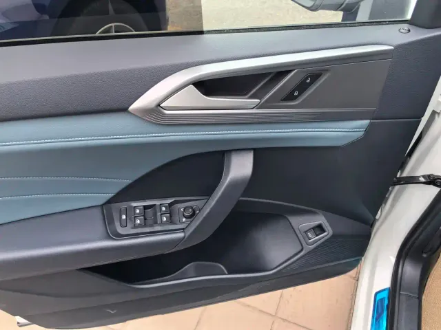Volkswagen Tharu — Фото автомобиля 15