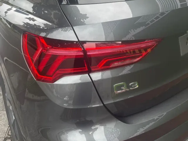 Audi Q3 — Фото автомобиля 6