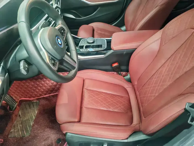 BMW i3 — Фото автомобиля 6