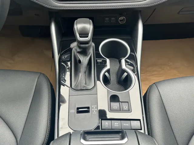 Toyota Highlander — Фото автомобиля 13