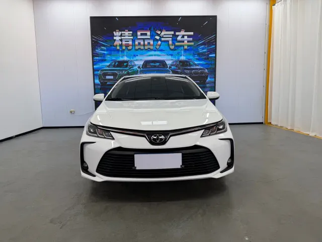 Toyota Corolla — Фото автомобиля 2