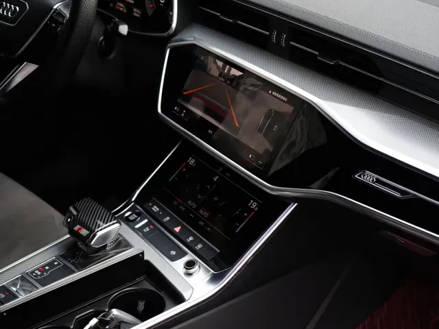 Audi A6L — Фото автомобиля 13