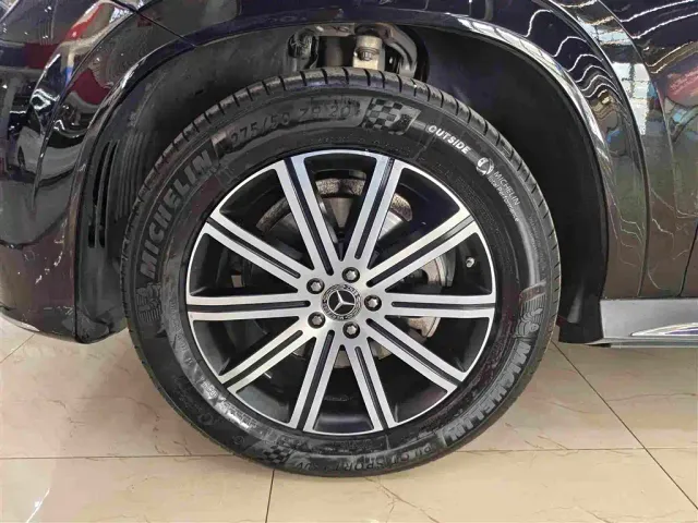 Mercedes-Benz GLE-Class — Фото автомобиля 11