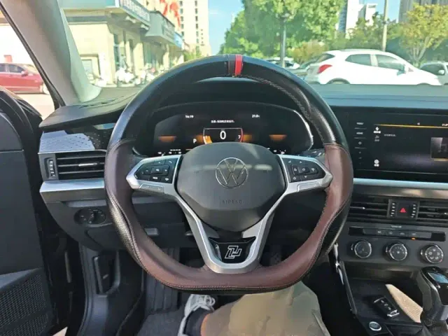 Volkswagen Passat — Фото автомобиля 10