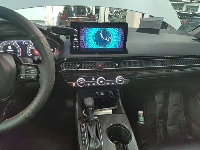 Honda Civic — Фото автомобиля 12