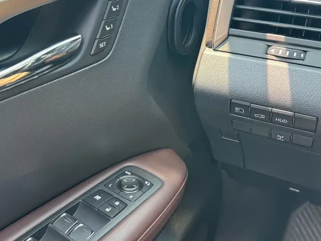 Lexus RX — Фото автомобиля 11