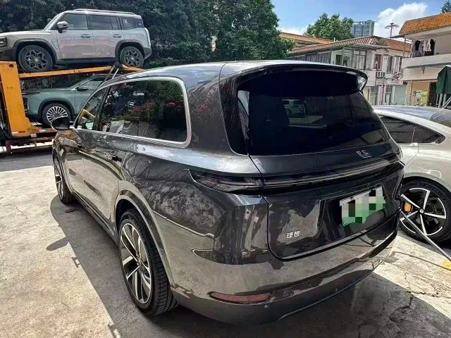 Li Auto L9 — Фото автомобиля 4