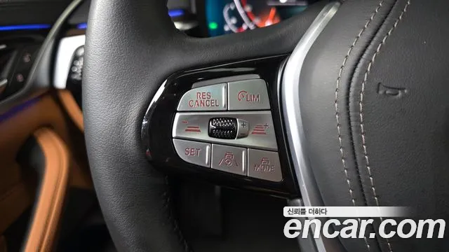 BMW 5 Series G30 — Фото автомобиля 22