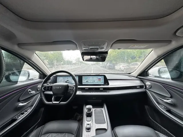 Chery Arrizo 8 — Фото автомобиля 6