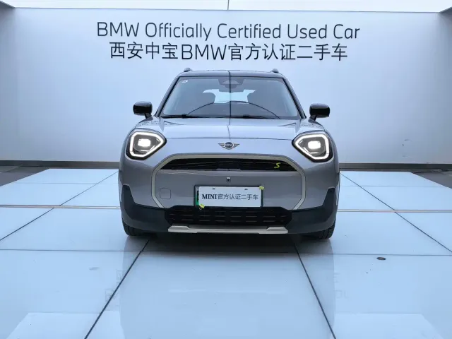 MINI Electric MINI ACEMAN — Фото автомобиля 2