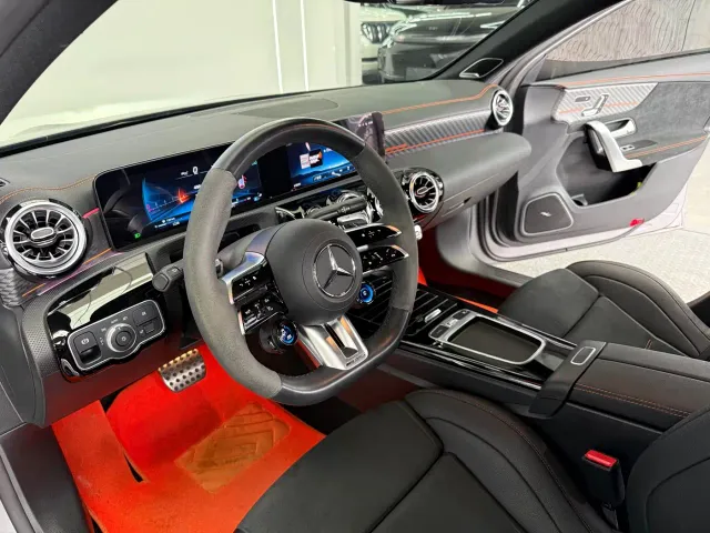Mercedes-Benz A-Class AMG — Фото автомобиля 11