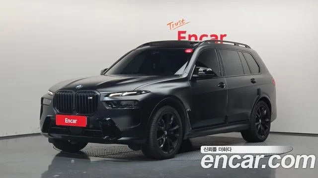 Фотография автомобиля — BMW X7