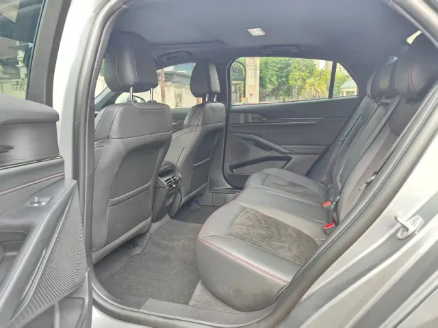 Ford Mondeo — Фото автомобиля 6