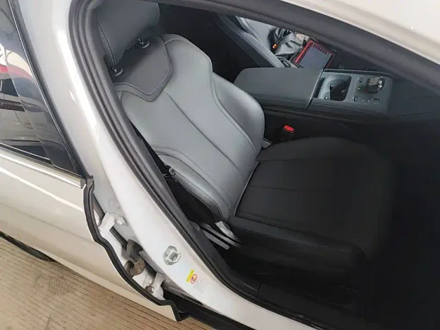 BYD Qin L — Фото автомобиля 24