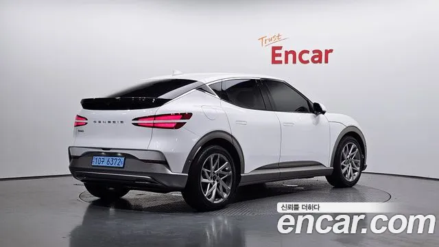 Genesis GV60 — Фото автомобиля 2