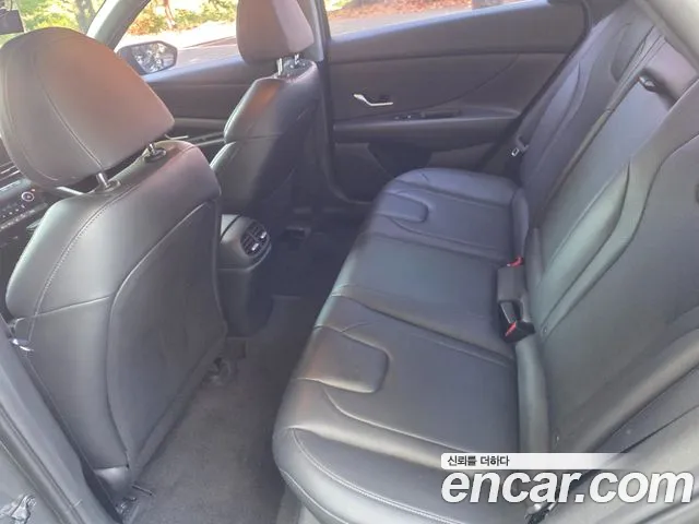 Hyundai Avante CN7 — Фото автомобиля 20