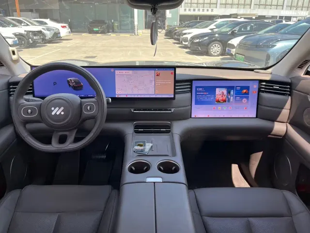 IM Motors LS6 — Фото автомобиля 5