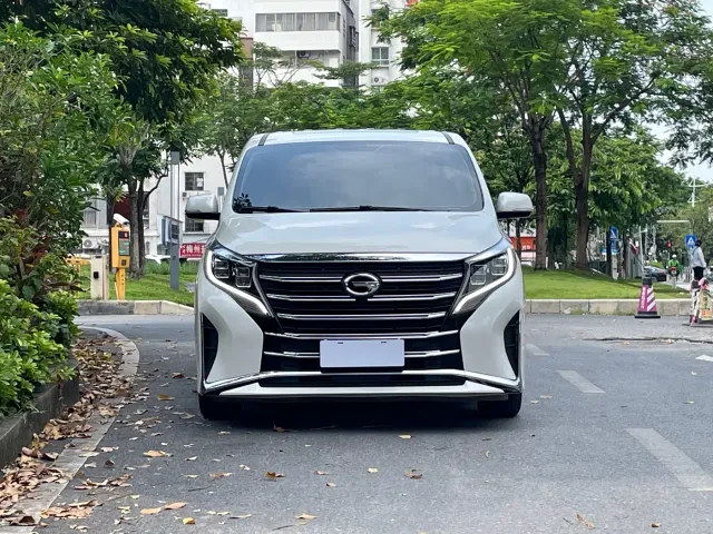 GAC Trumpchi M8 — Фото автомобиля 2