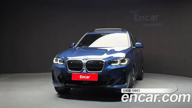 BMW iX3 G08 (2020–2024) — Фото автомобиля 3