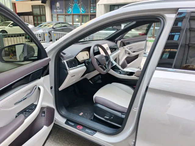 BYD Song PLUS — Фото автомобиля 9