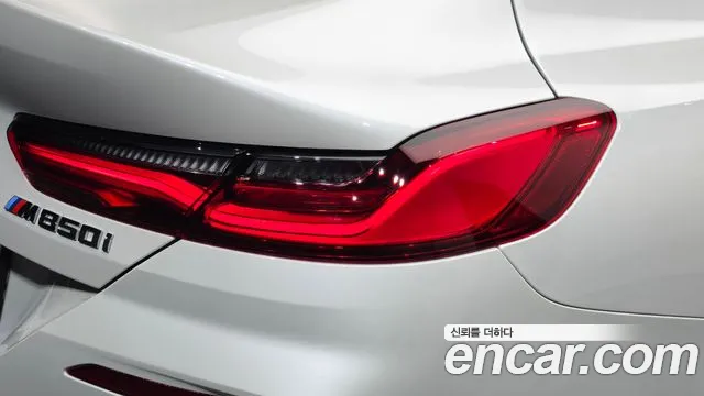 BMW 8 Series G15 — Фото автомобиля 8