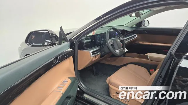 Hyundai Grandeur GN7 — Фото автомобиля 15