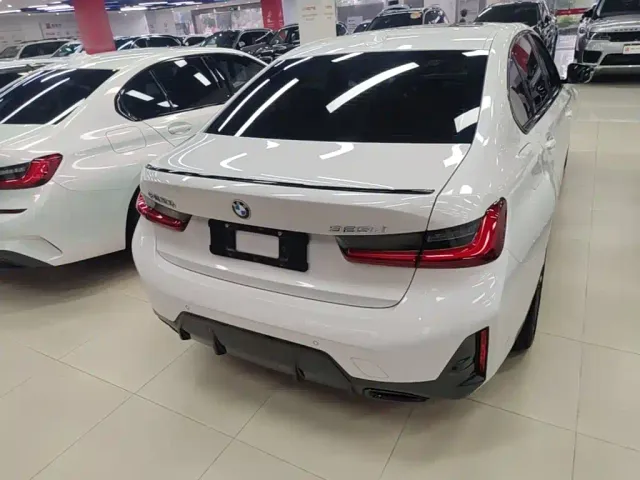 BMW 3 Series — Фото автомобиля 5