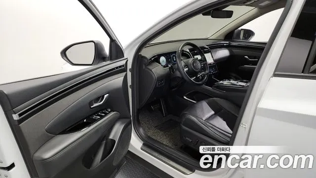 Hyundai Tucson Tucson (NX4) Бензин 1.6 Turbo 4WD — Фото автомобиля 10