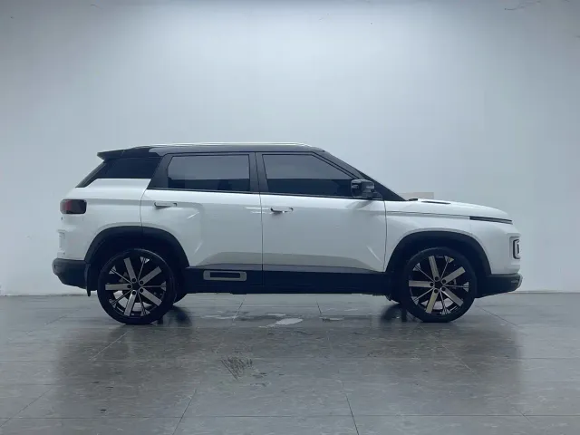 Geely ICON — Фото автомобиля 7