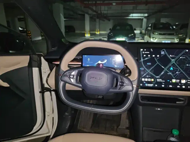 Lynk & Co Lynk & Co Z20 2025 530km RWD Max — Фото автомобиля 6