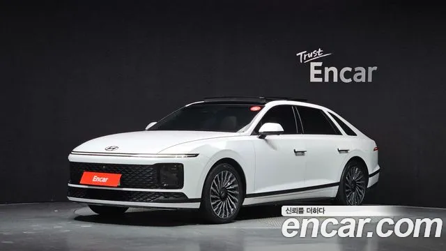 Фотография автомобиля — Hyundai Grandeur GN7