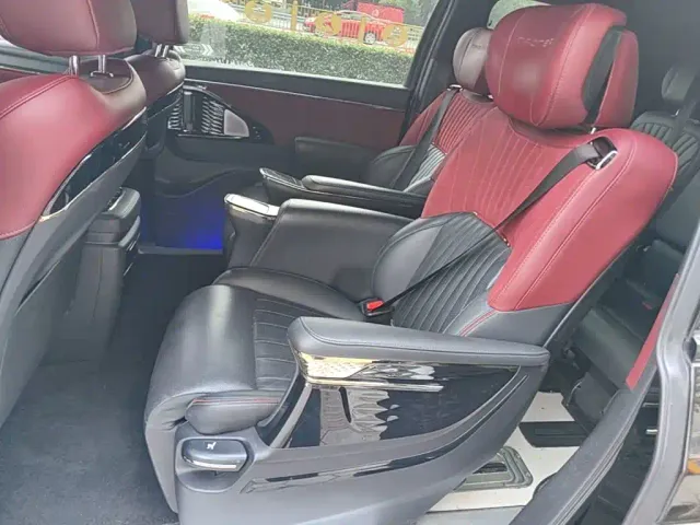 GAC Trumpchi M8 — Фото автомобиля 16