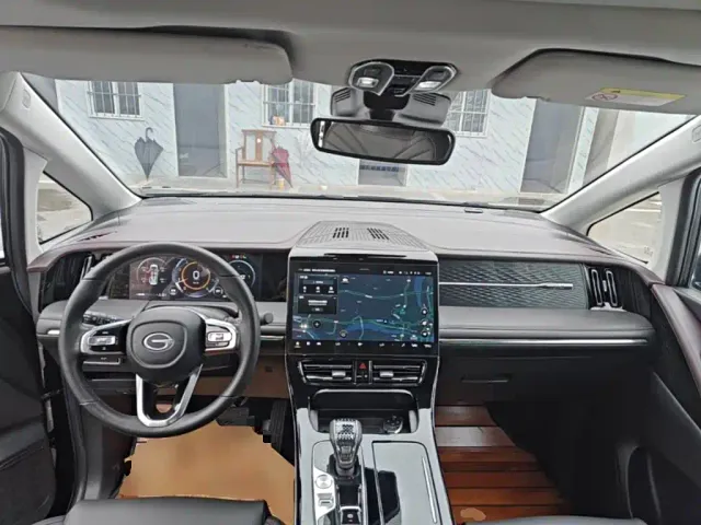 GAC Trumpchi M8 — Фото автомобиля 9