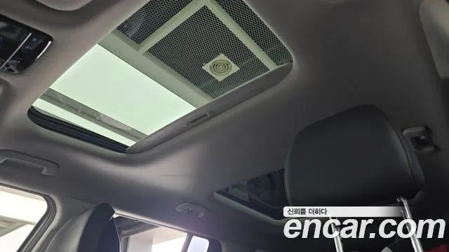 Hyundai Santafe — Фото автомобиля 16