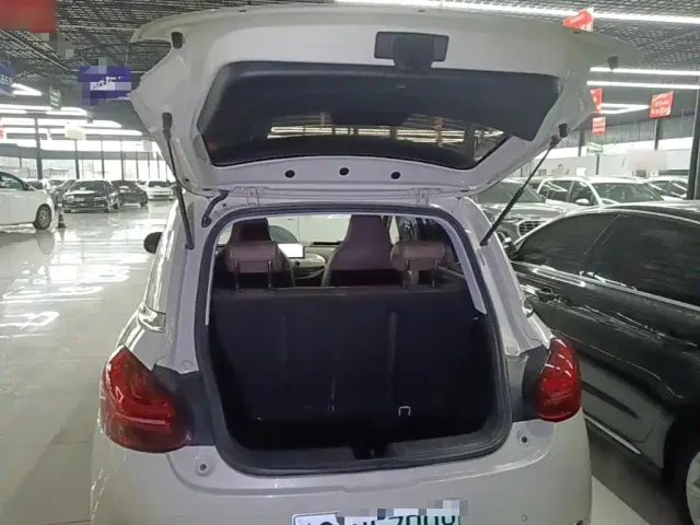 Wuling Bingo — Фото автомобиля 18
