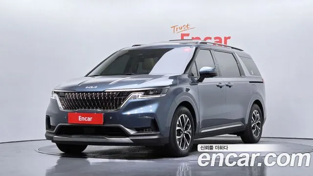 Фотография автомобиля — Kia Carnival