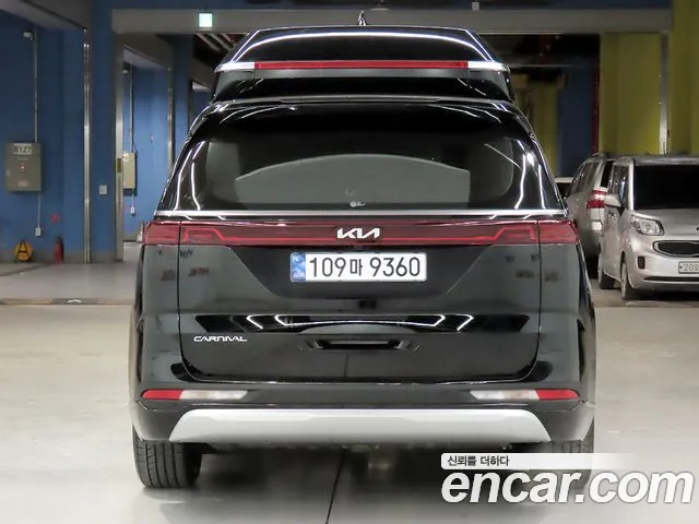 Kia Carnival 4th Gen — Фото автомобиля 3