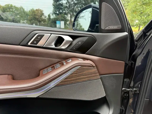 BMW X5 — Фото автомобиля 14