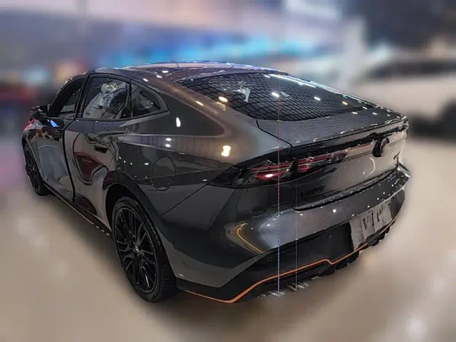 Changan UNI-V — Фото автомобиля 6