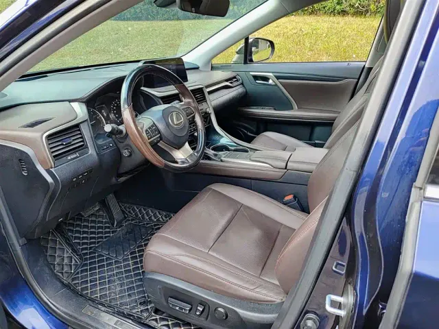 Lexus RX — Фото автомобиля 7