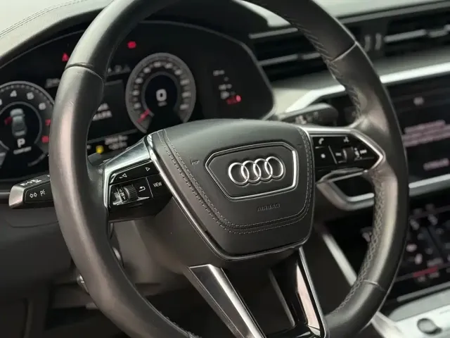 Audi A6L — Фото автомобиля 4