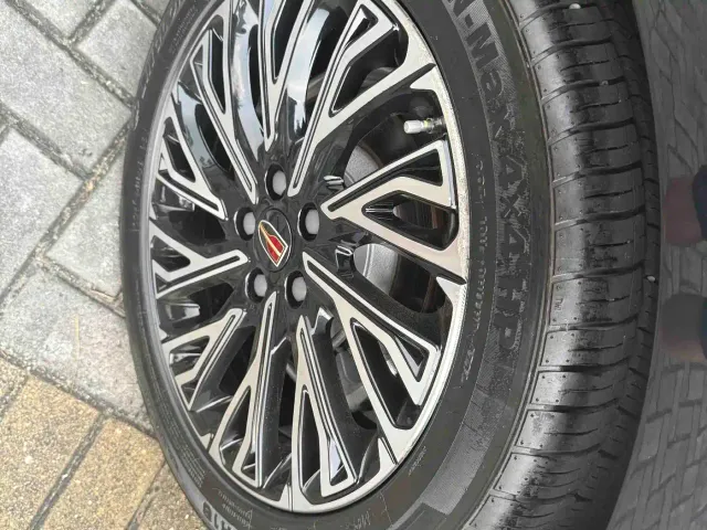 Hongqi H5 — Фото автомобиля 18