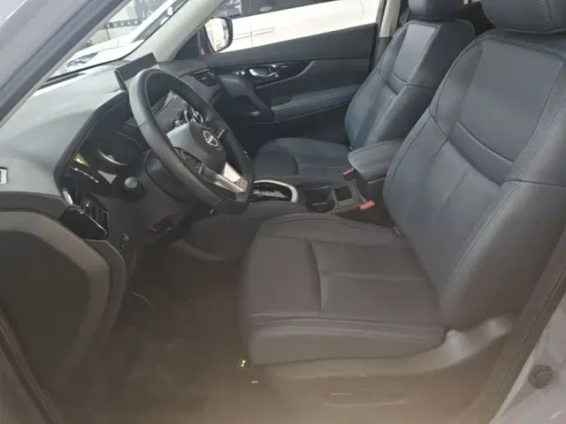 Nissan X-Trail — Фото автомобиля 14